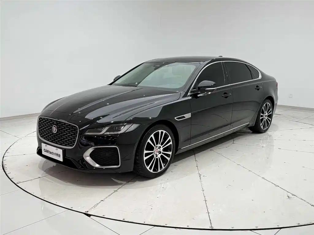 JAGUAR XFL