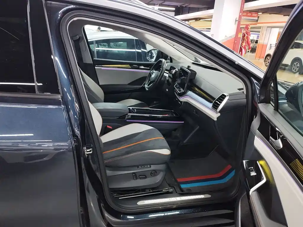 Volkswagen ID.6 CROZZ 2021 PRO