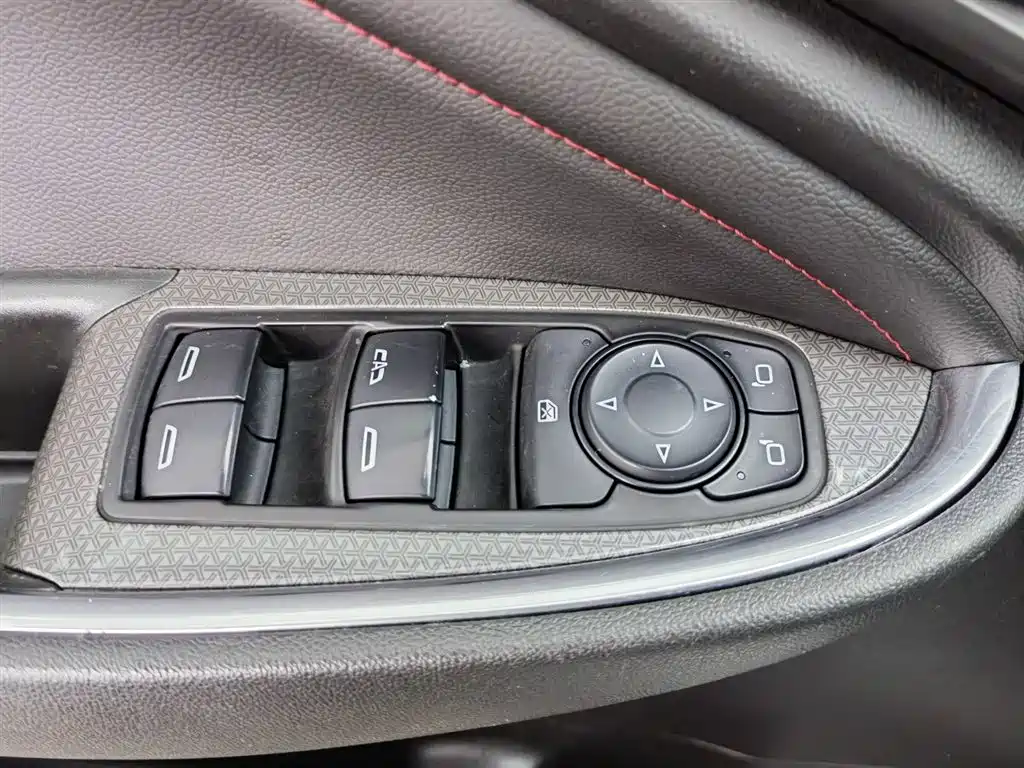 CHEVROLET MAI RUIBAO XL