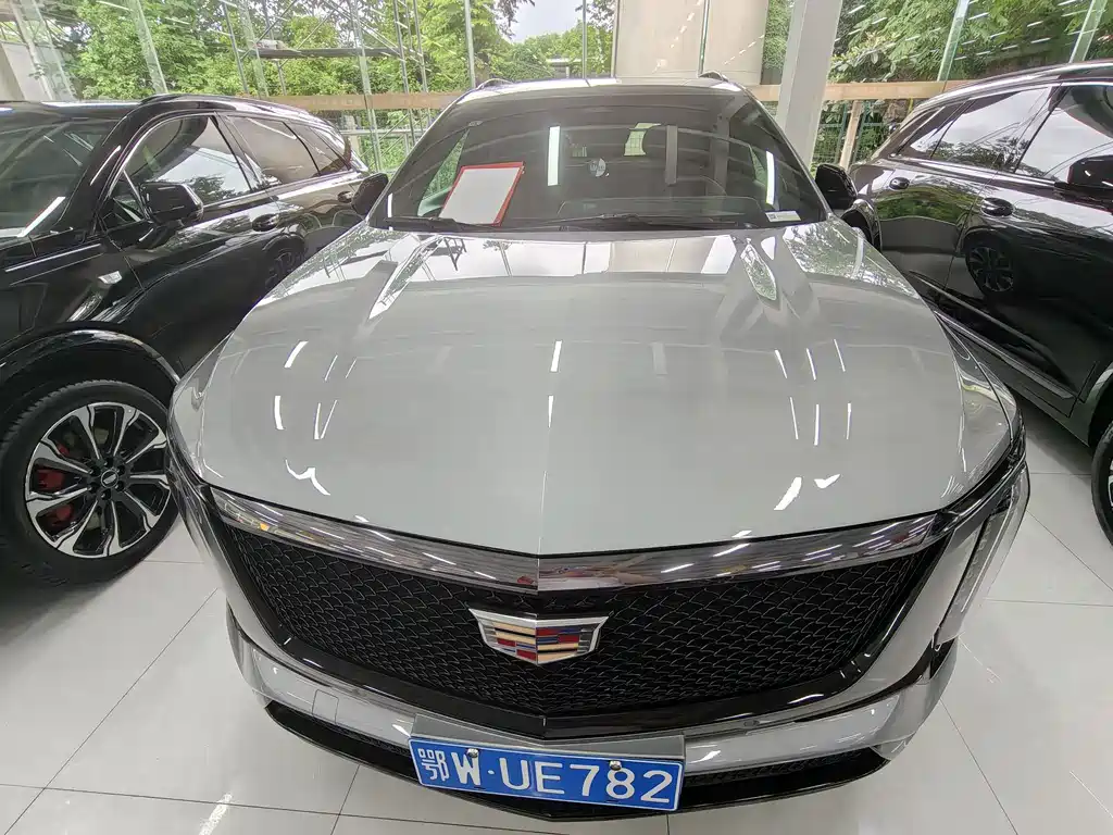 Cadillac XT5 2025 2.0T