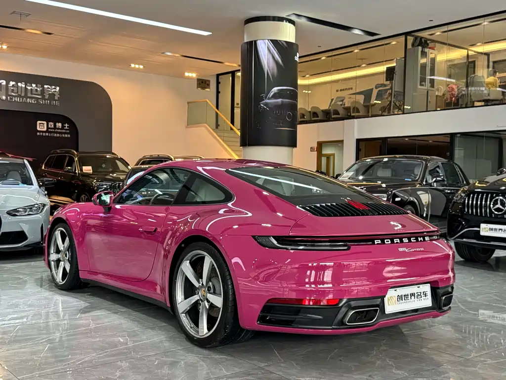 Porsche 911 2023 Carrera 3.0T