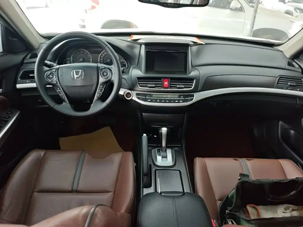 Honda Crosstour — миниатюра 10