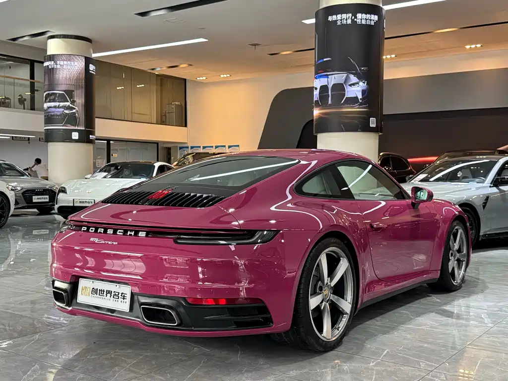 Porsche 911 2023 Carrera 3.0T