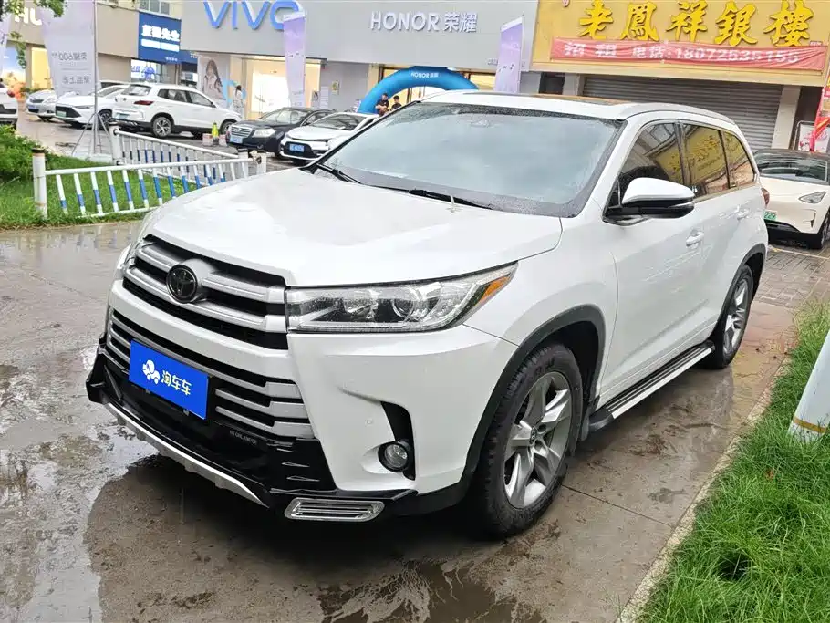 Toyota Highlander 2020