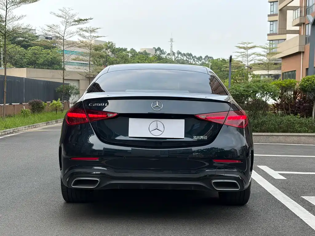 Mercedes-Benz C-Class — миниатюра 3