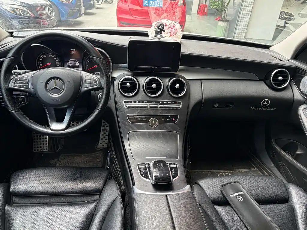 Mercedes-Benz C-Class — миниатюра 5