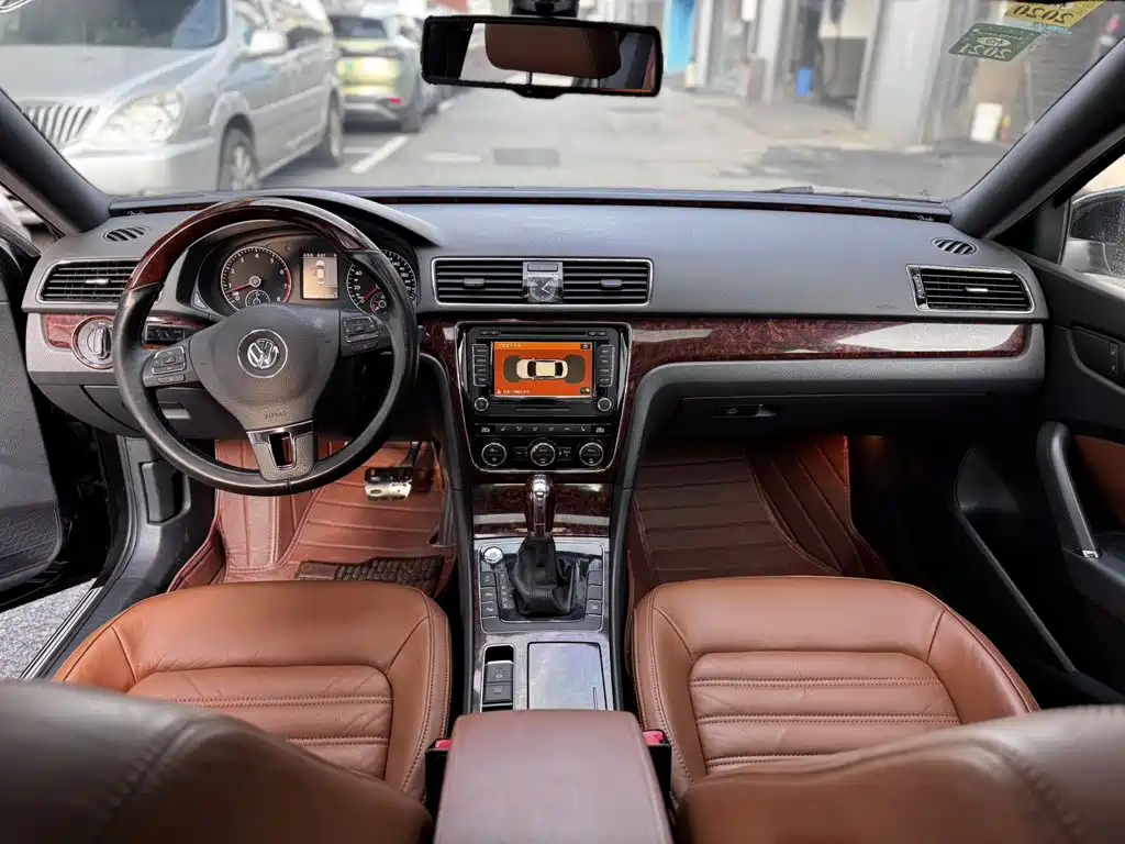 Volkswagen Passat — миниатюра 6