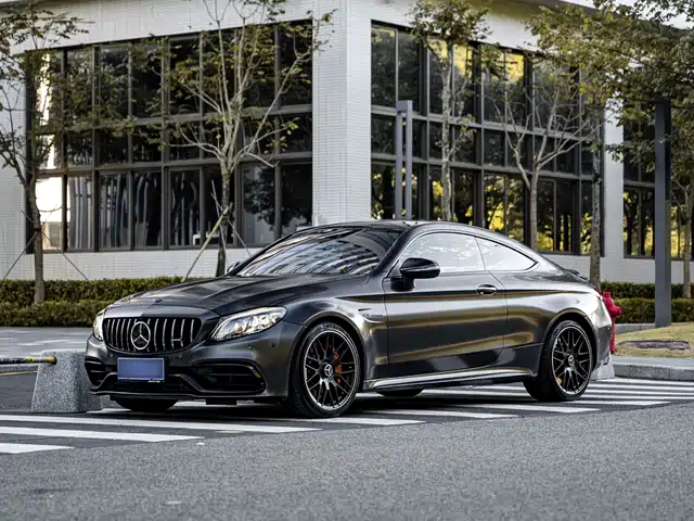 MERCEDES-BENZ C CLASS AMG