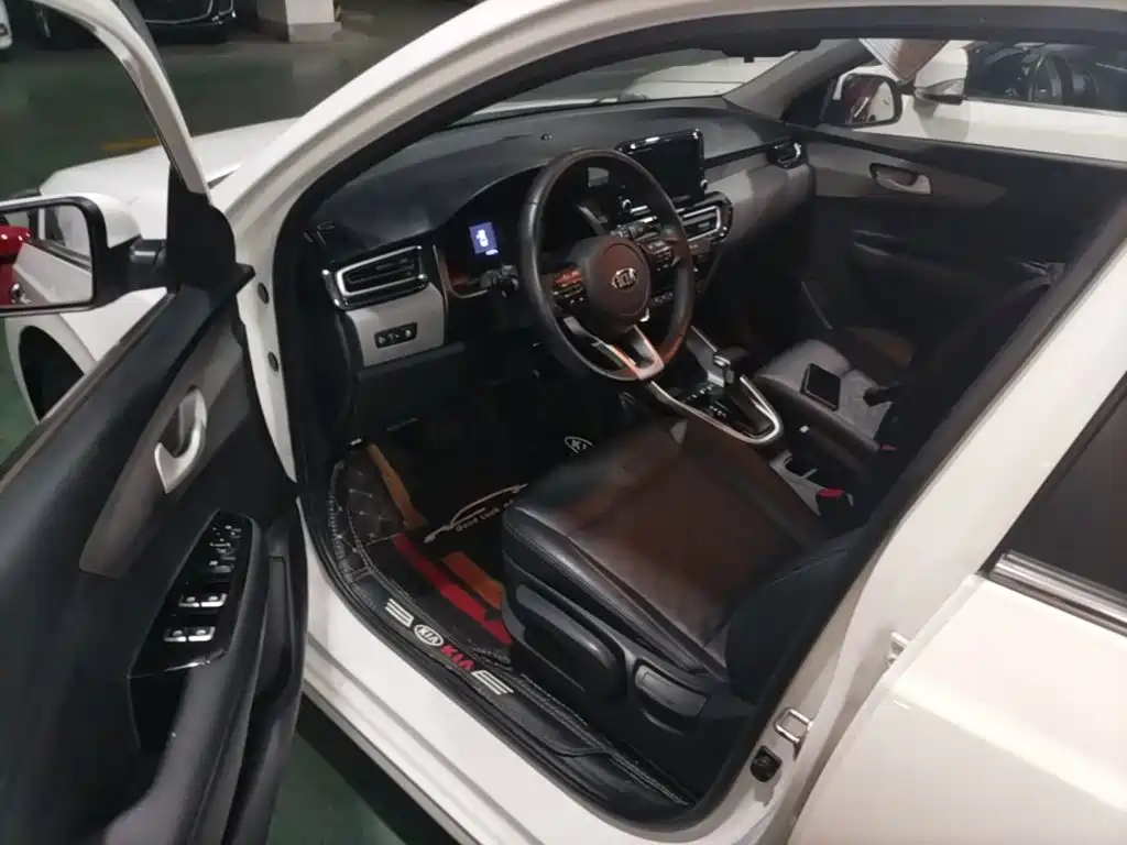 Kia Forte — миниатюра 16