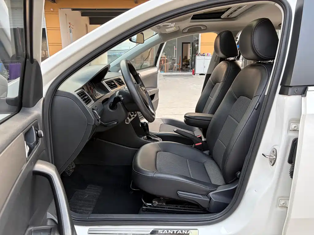 Volkswagen Santana 2015 1.6L AT Luxury