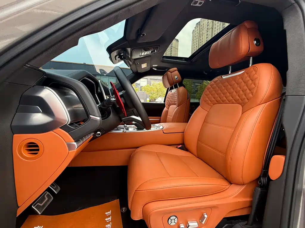 TANK TANK 700 NEW ENERGY