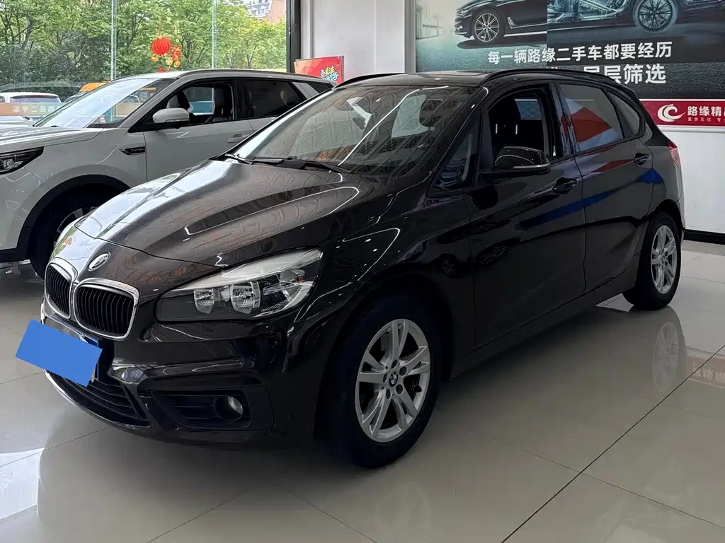 BMW 2 Series Active Tourer (Import) 2015