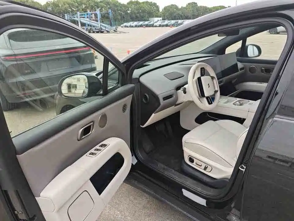 Li Auto Li i6 — миниатюра 6