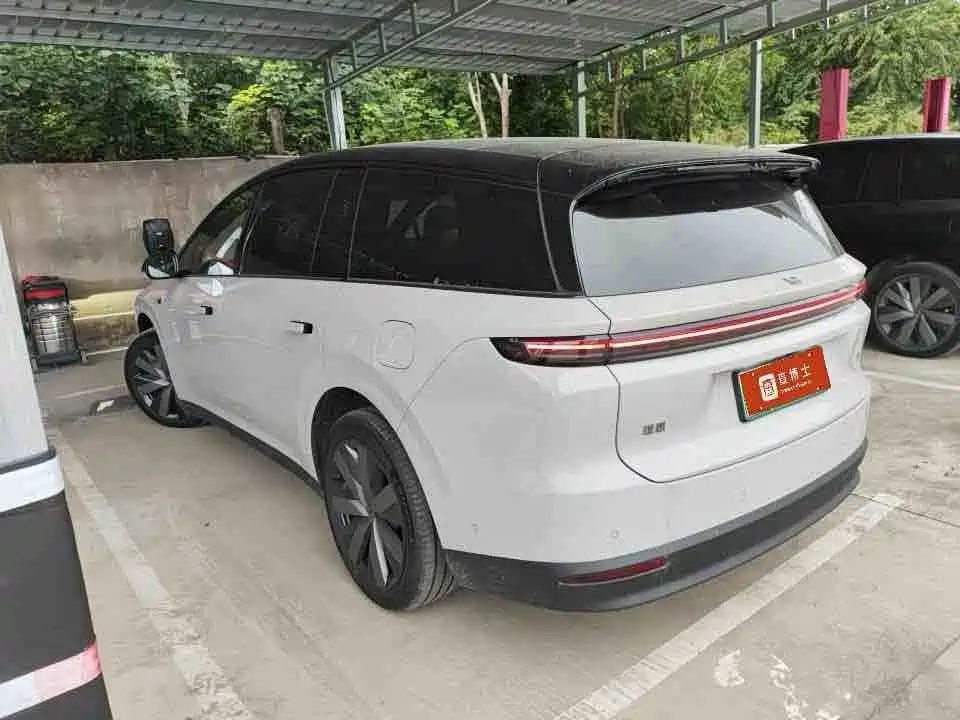 Li Auto Li i8 — миниатюра 4