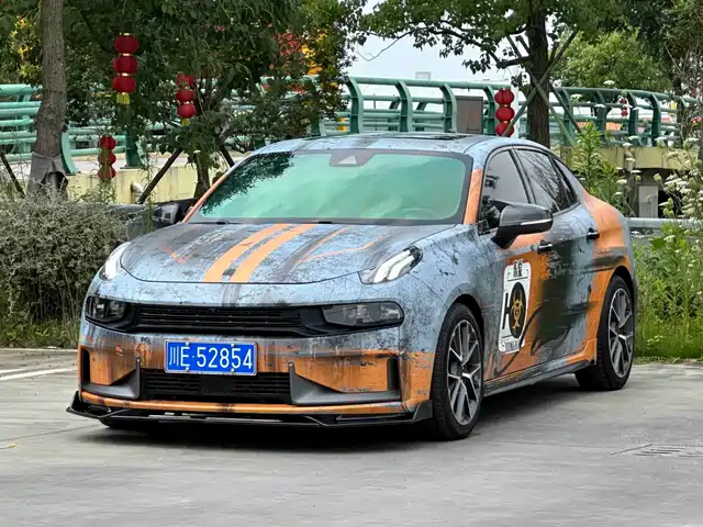 2022 Lynk & Co 03