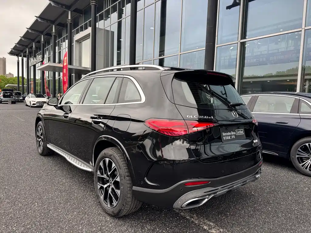 Mercedes-Benz GLC 2025 350 e L 4MATIC