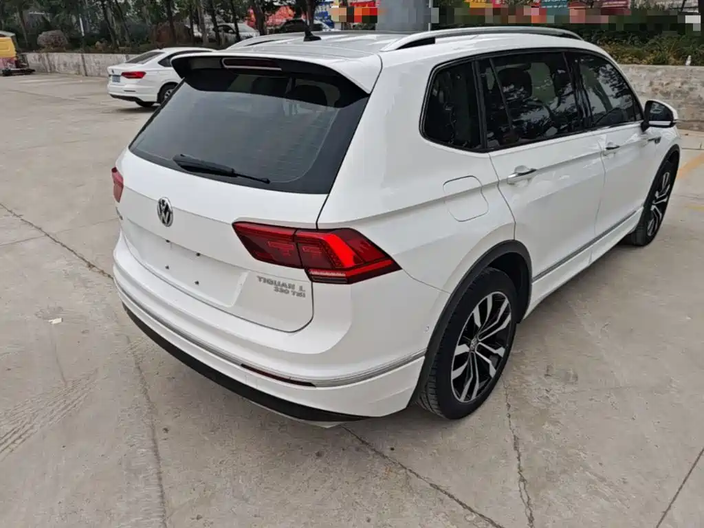 Volkswagen Tiguan L — миниатюра 7