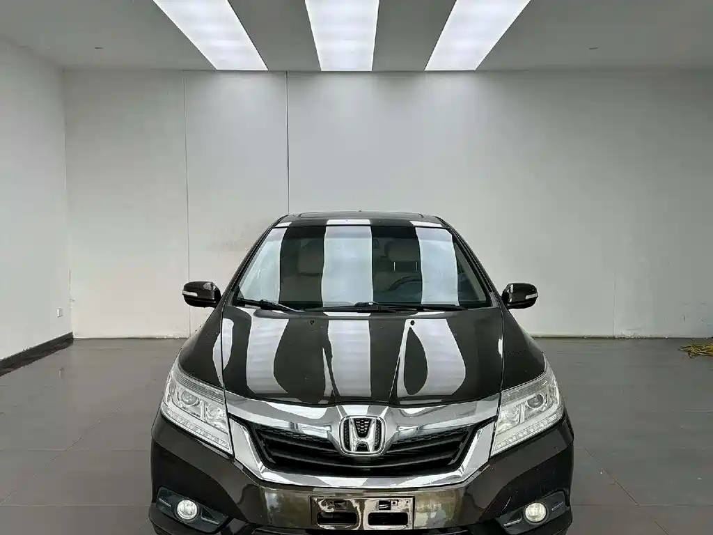 Honda Crider 2013 1.8L AT Luxury