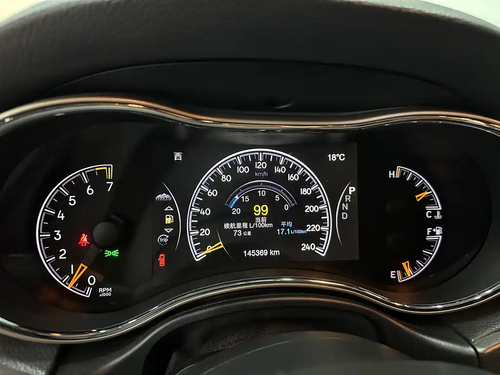 Jeep Grand Cherokee (Import) — миниатюра 9