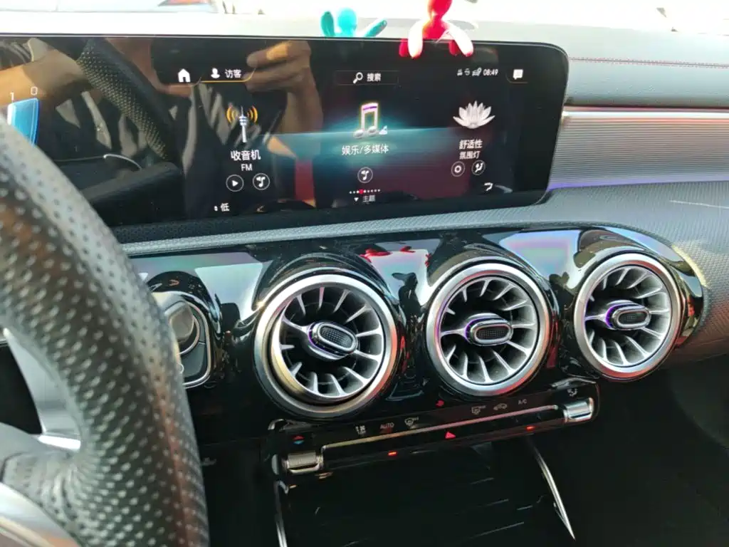 Mercedes-Benz A-Class AMG — миниатюра 13