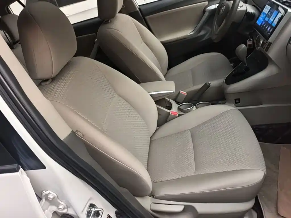 Toyota Verso — миниатюра 25