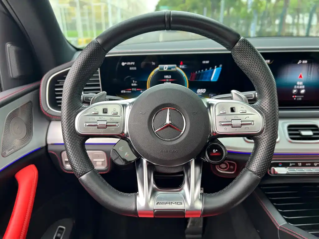 Mercedes-Benz GLE AMG — миниатюра 16