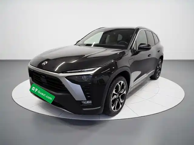 NIO ES8