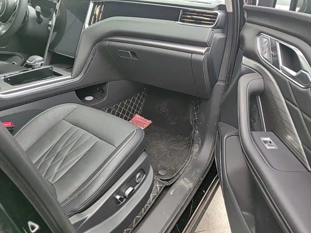 Hongqi Hongqi HS7 PHEV — миниатюра 8