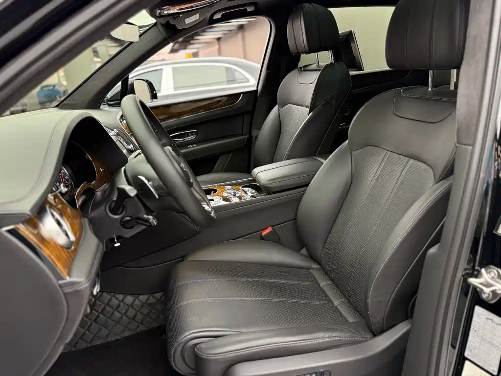 Bentley Bentayga — фотографии объявления, Фото 6