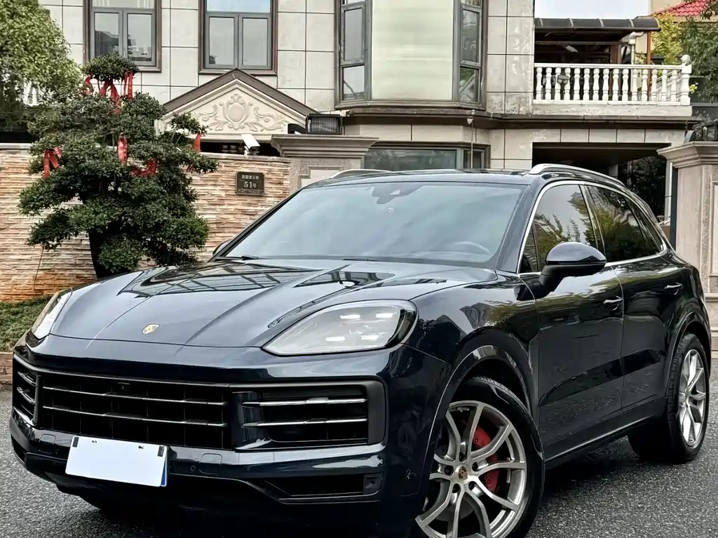 Porsche Cayenne 2023