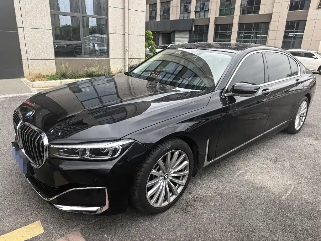 BMW 7 Series 2021