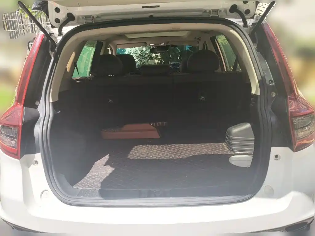 Geely Vision X6 — миниатюра 10