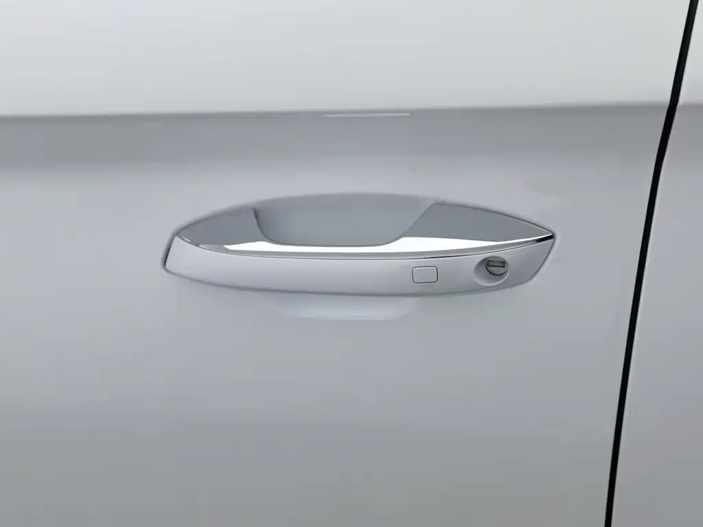 BYD PLUS New Energy — миниатюра 18
