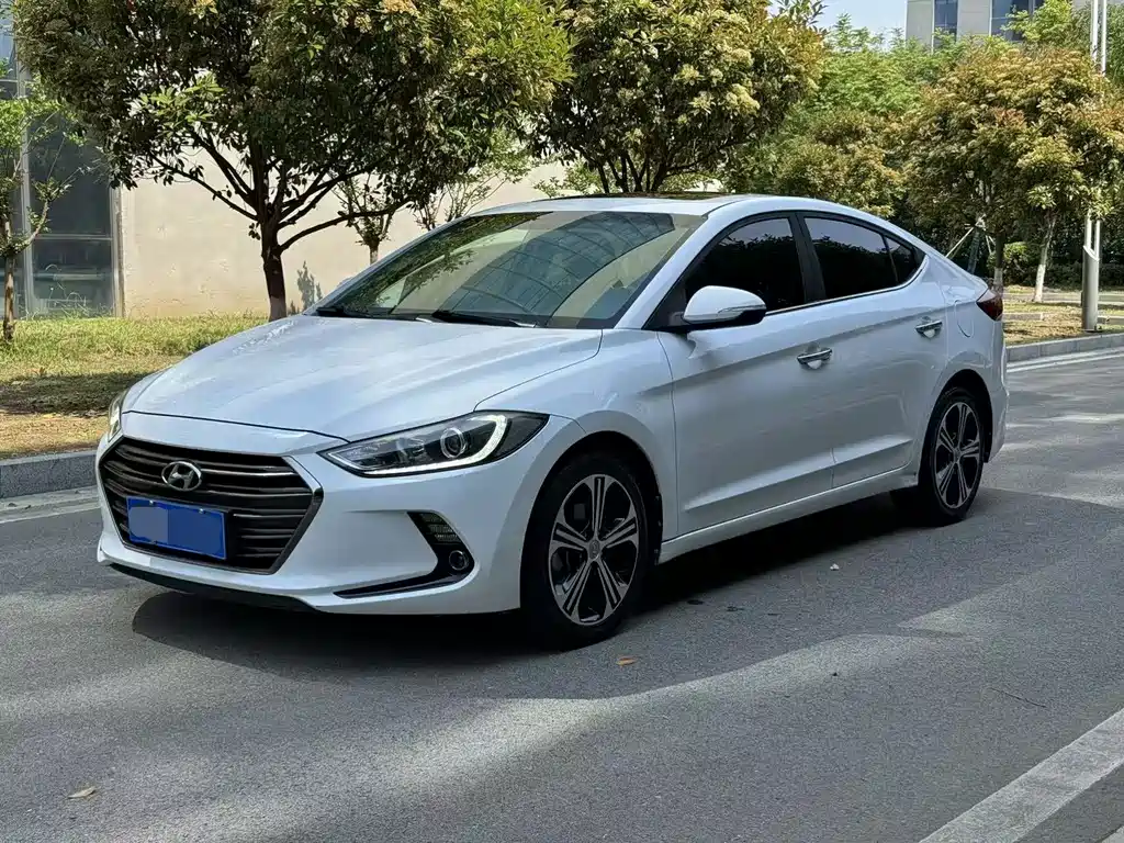 Hyundai Elantra 2018