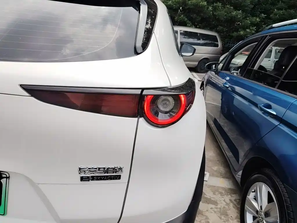 Mazda CX-30 EV — миниатюра 8