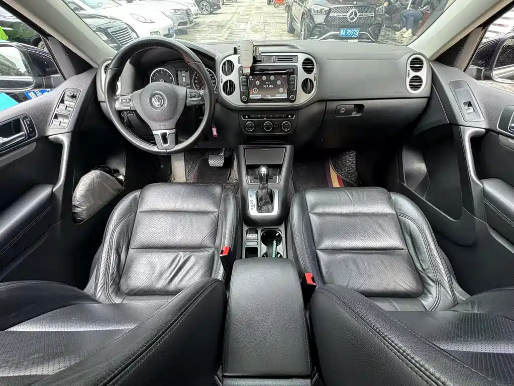 Volkswagen Tiguan 2013 1.8TSI AT Luxury