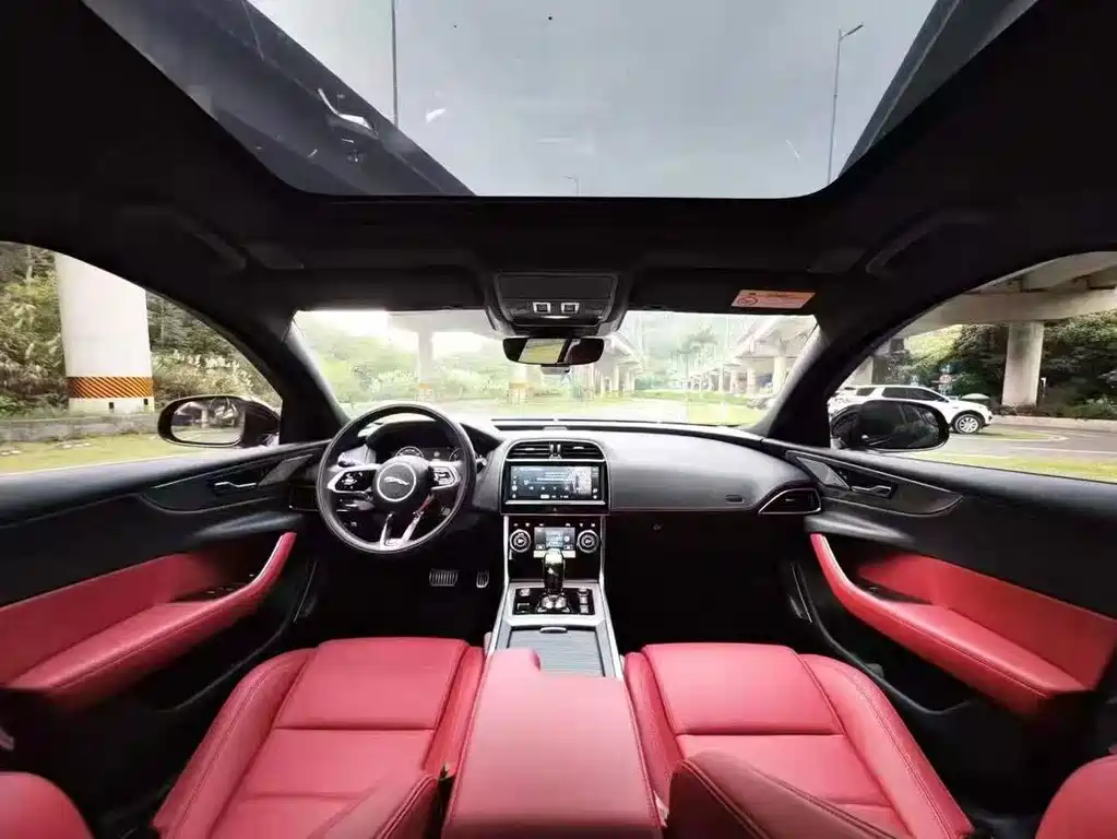Jaguar XEL — миниатюра 4