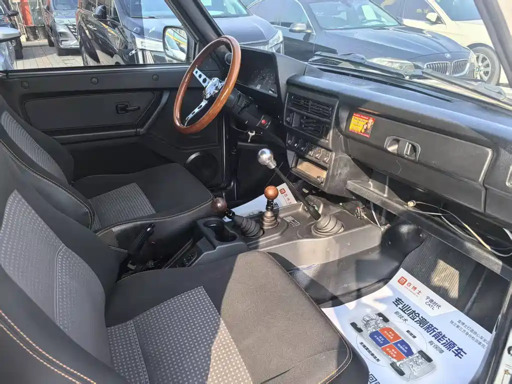 Lada NIVA 2017 1.7L MT