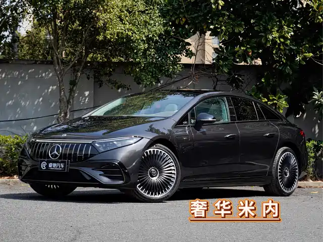 MERCEDES-BENZ EQS AMG 2025