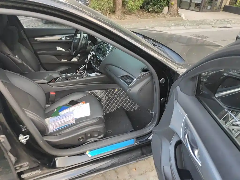 Cadillac CT5 — миниатюра 19