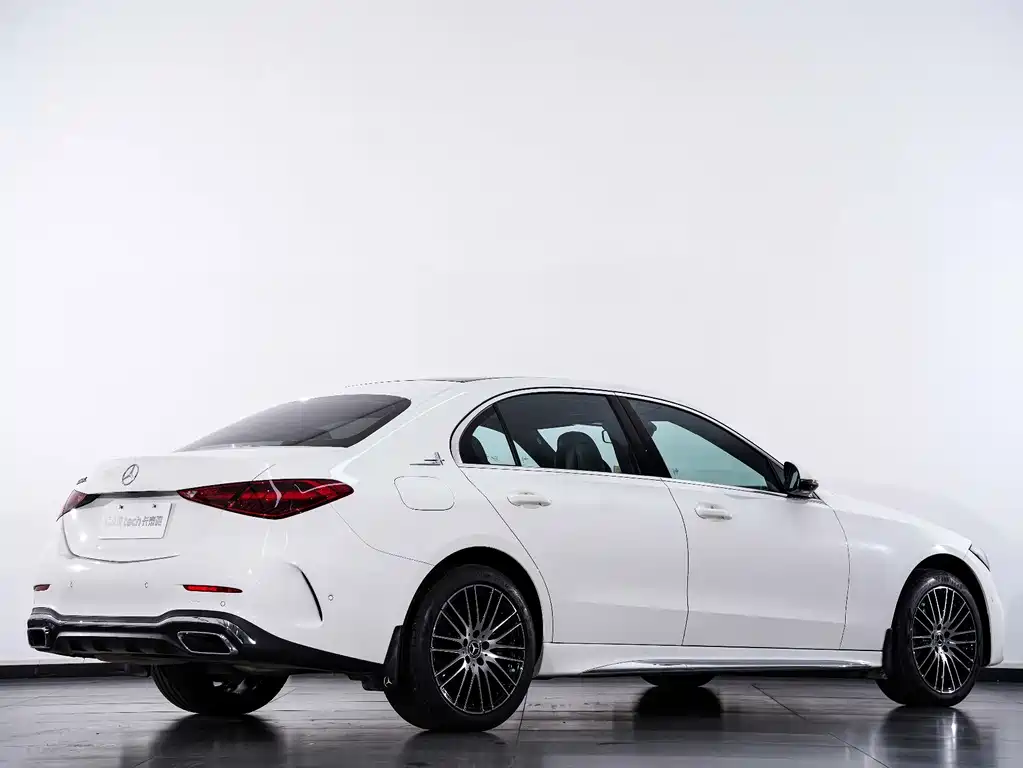 Mercedes-Benz C-Class — миниатюра 26
