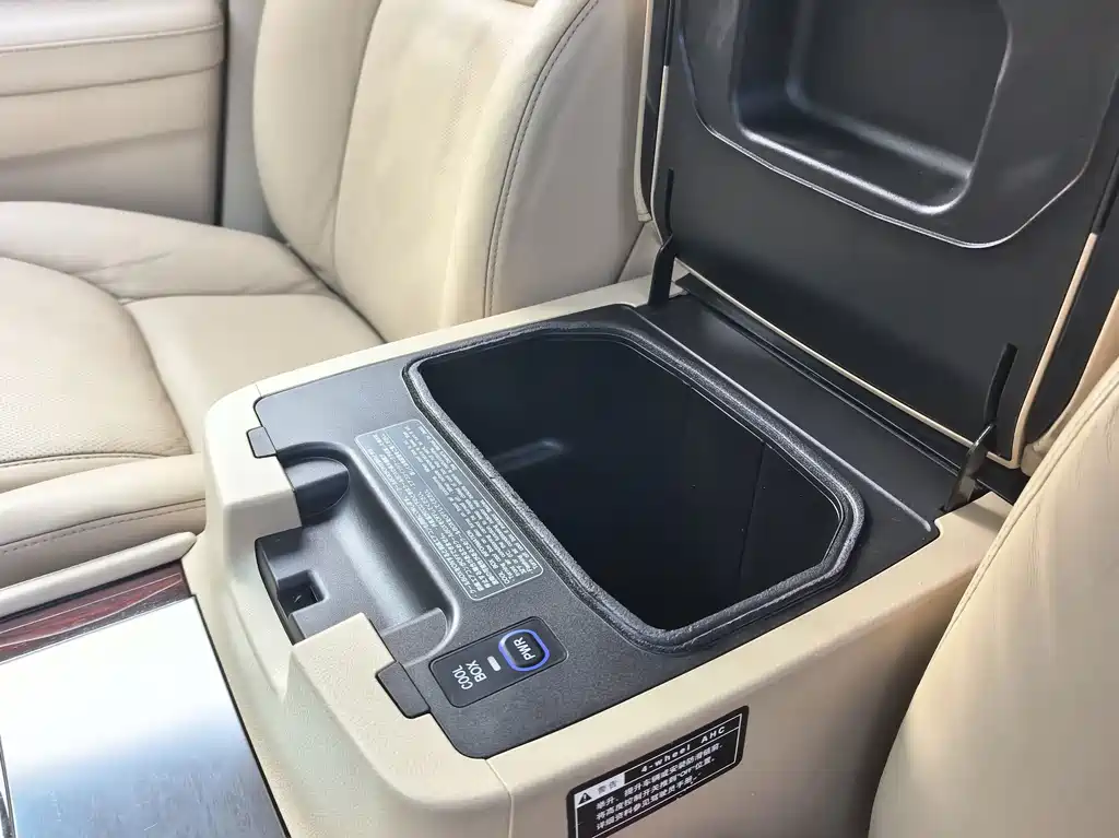 Lexus LX — миниатюра 22