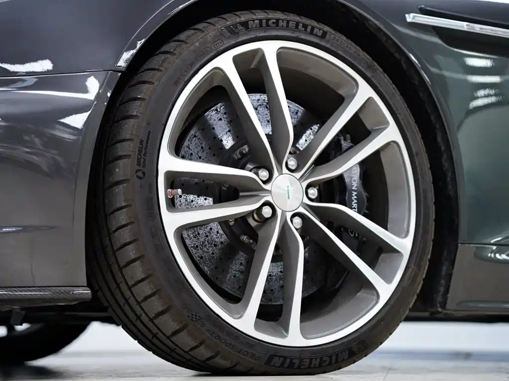 Aston Martin DBS — фотографии объявления, Фото 20
