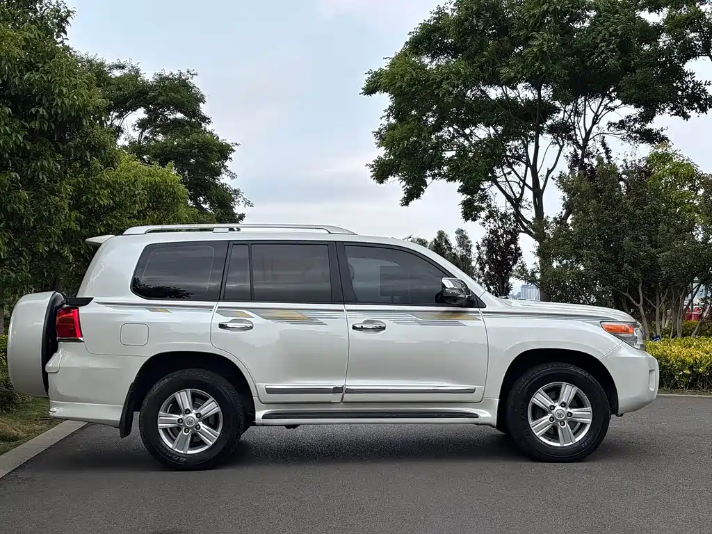 Toyota Land Cruiser 2015 4.0L V6