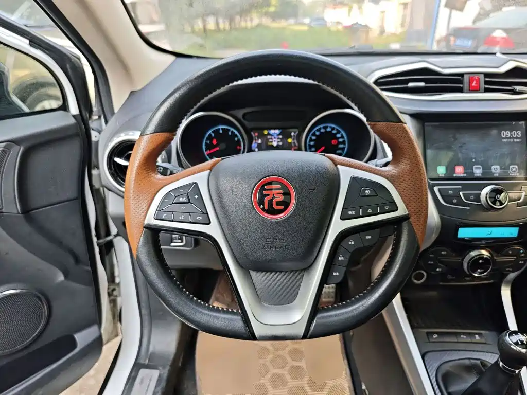 BYD Yuan — миниатюра 11