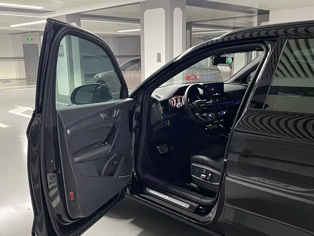 Audi Q5L — миниатюра 9