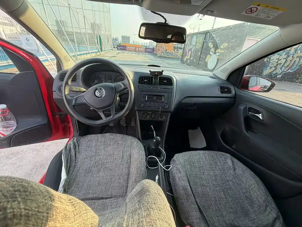 Volkswagen Polo — миниатюра 9