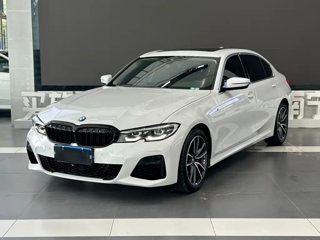 BMW 3 Series 2021