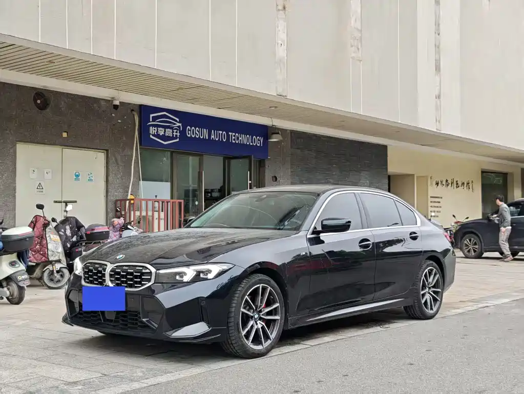 BMW 3 Series 2025