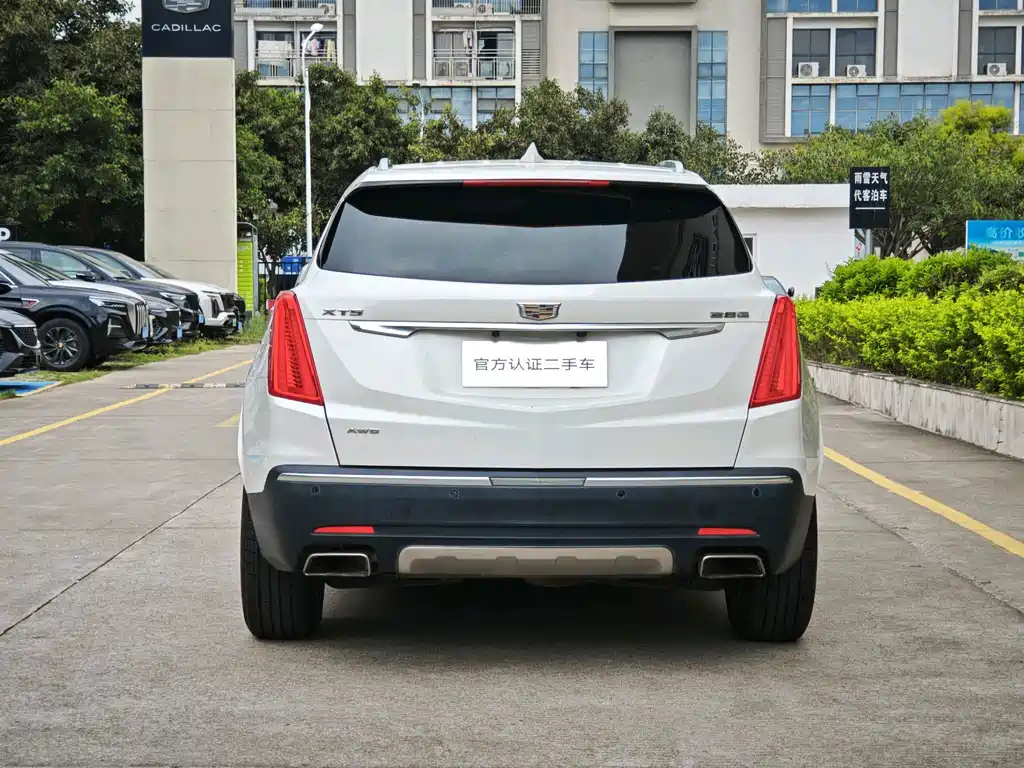 Cadillac XT5 — миниатюра 4